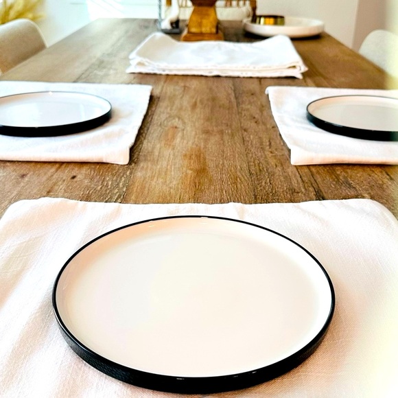 AMAN Imports Slub placement White 100% Cotton - Lot Of 8 MSRP $160 - Picture 2 of 4